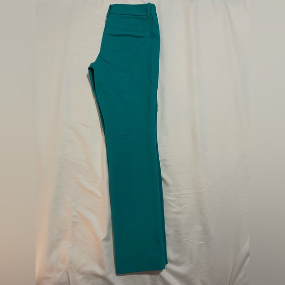Aritzia cropped dress pants in US size 4 - Picture 3 of 11